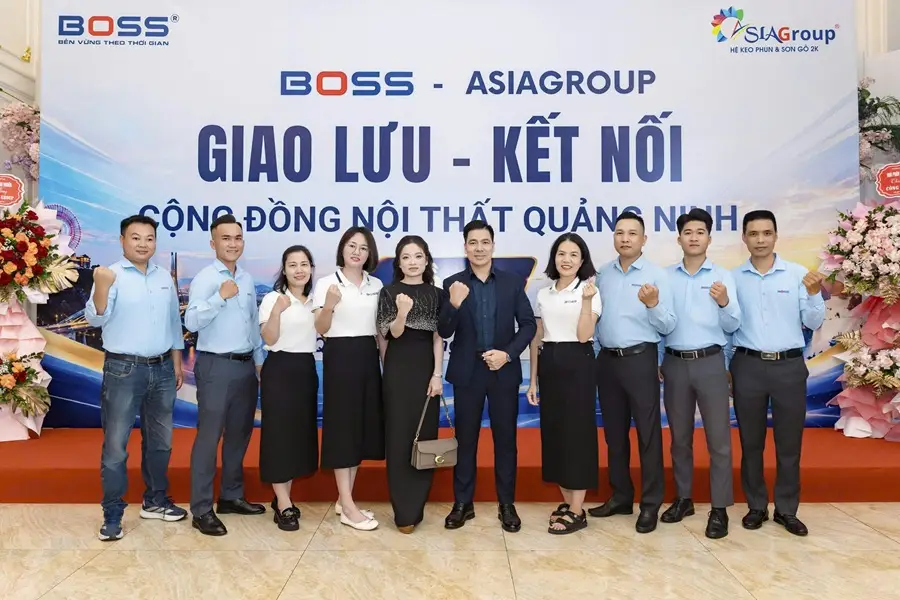 đại diện BOSS tham gia sự kiện