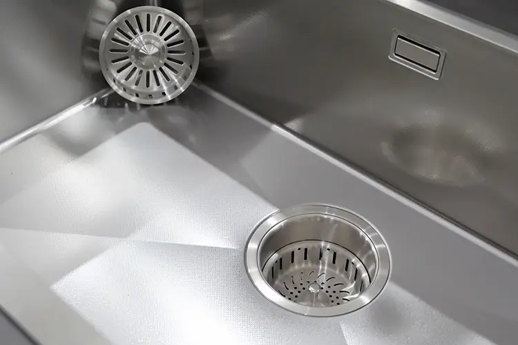 Chậu được làm từ chất liệu inox 304