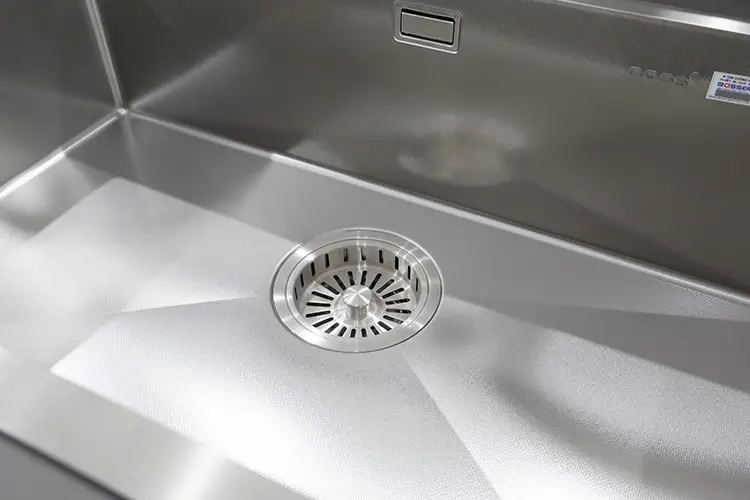 Chậu rửa bát đúc 1 hố âm bàn đang trở thành xu hướng